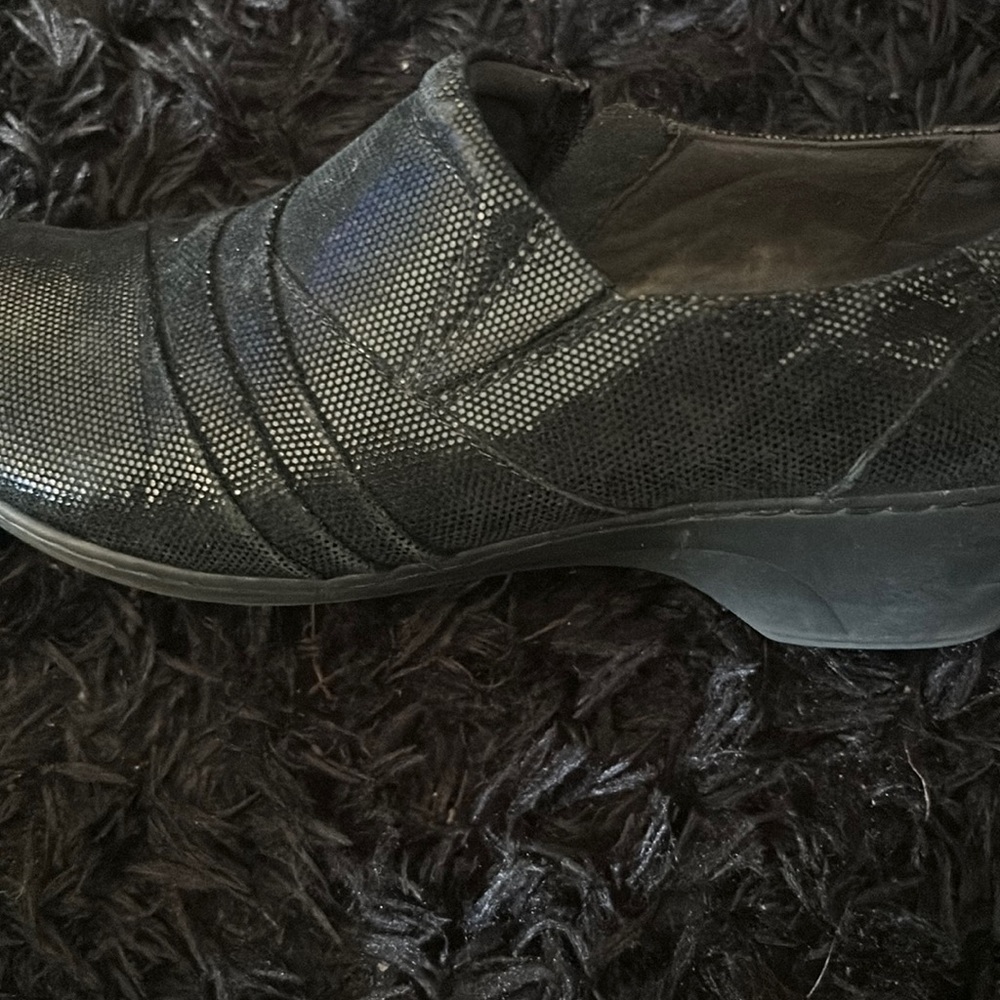 Clogs